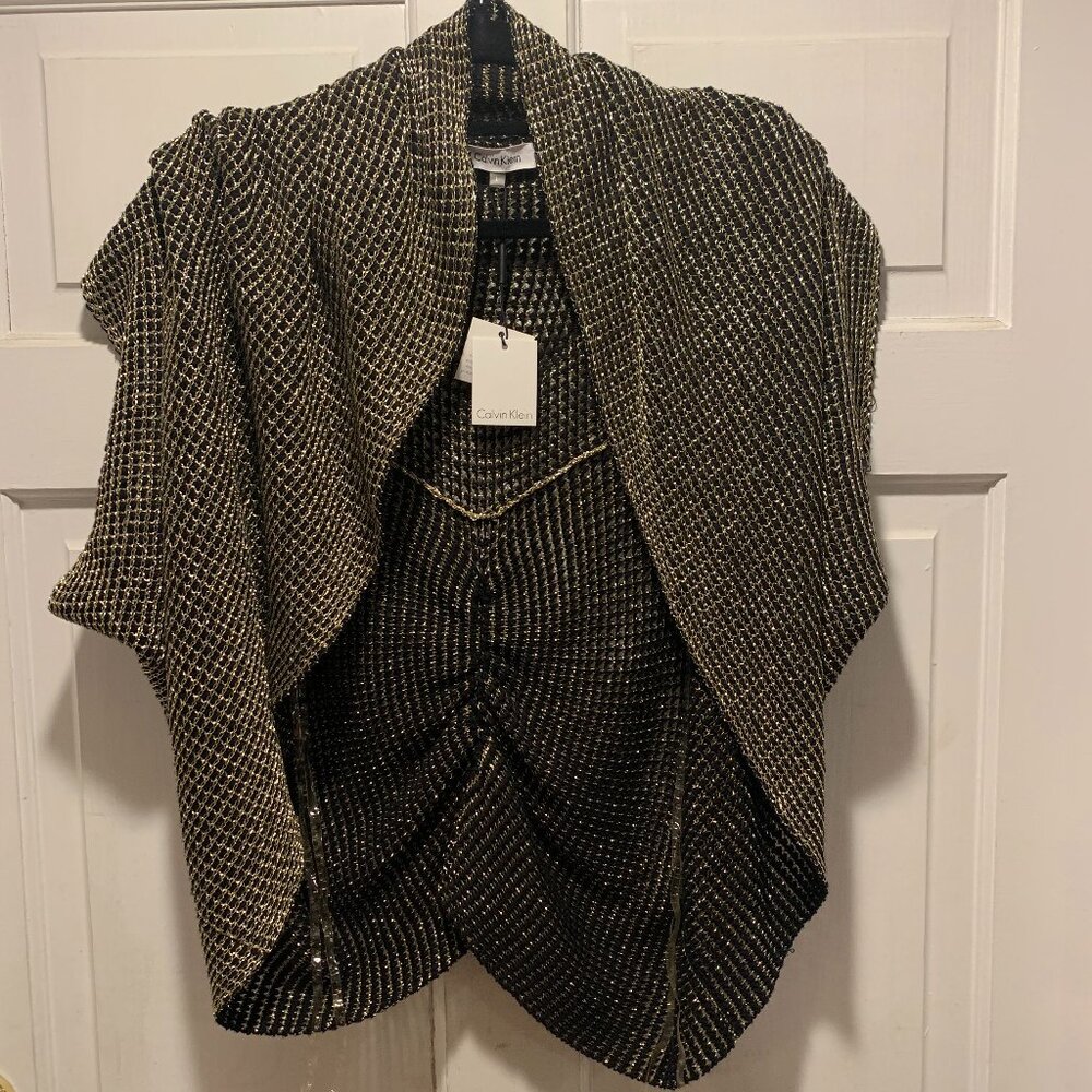 Calvin Klein~ NWT!!~ Metallic Shawl